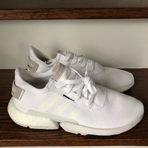 NWT white Adidas Originals Size 11 (womens)